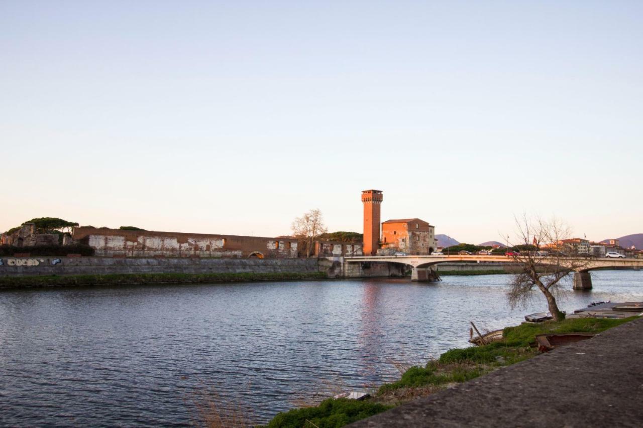 Innpisarentals - Pisa Riverside Apartment Экстерьер фото